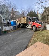 Best Basement Cleanout  in Le Claire, IA